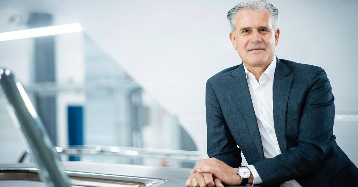 Ruud vand der Stroom Heese CCO leaning