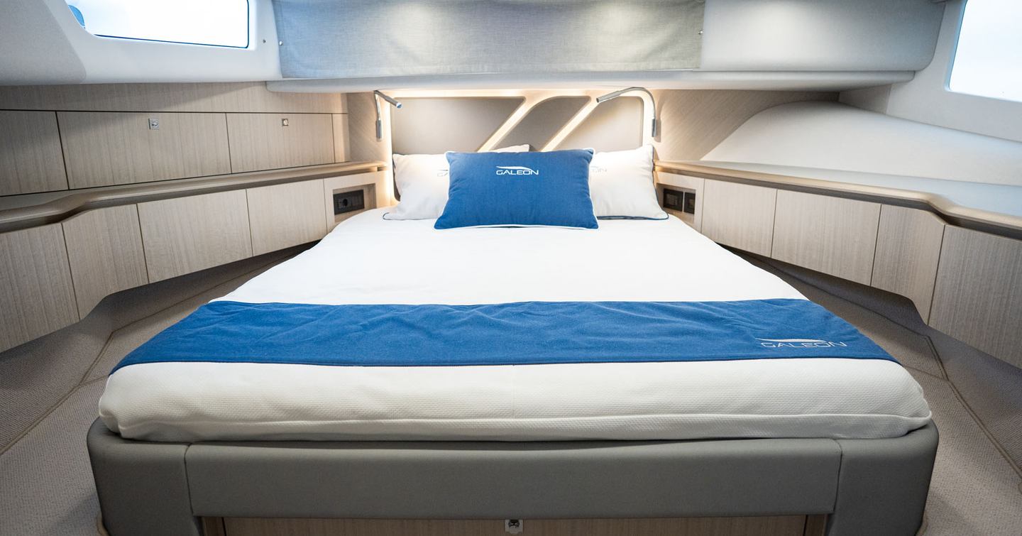 Galeon-435-GTI-Review-owners-cabin