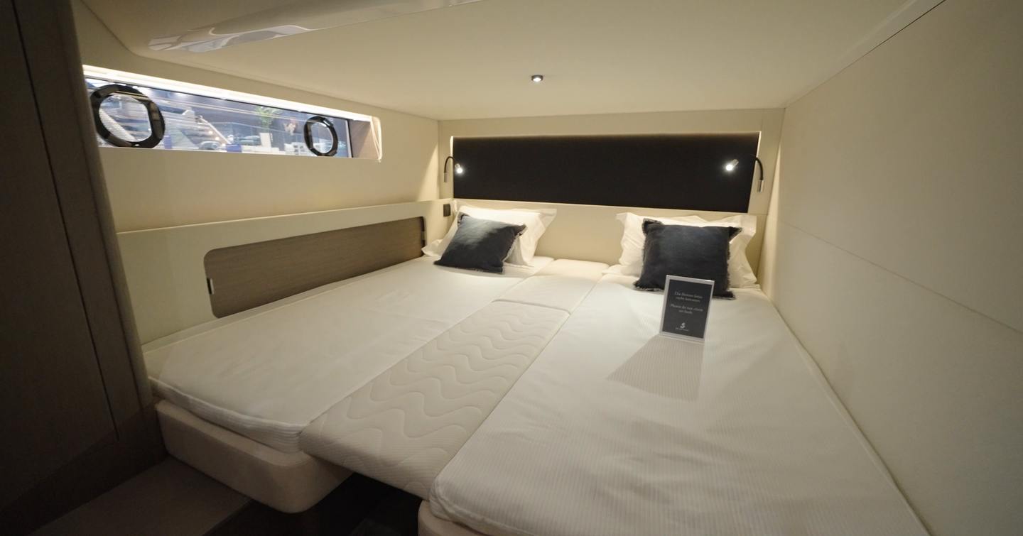 The centre of the berth can be removed to make two singles 