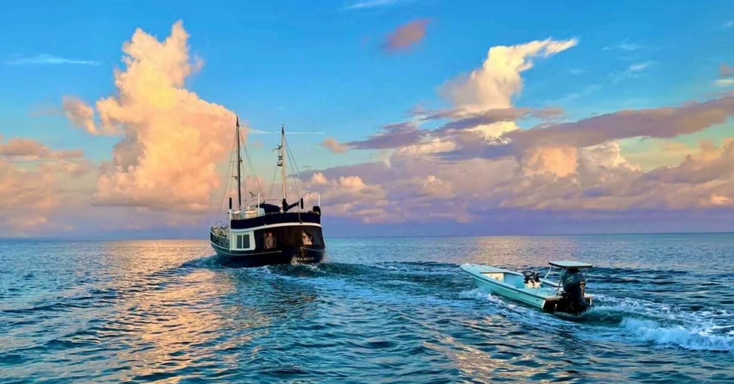 Kadey-Krogen 54 motor yacht underway stern view  