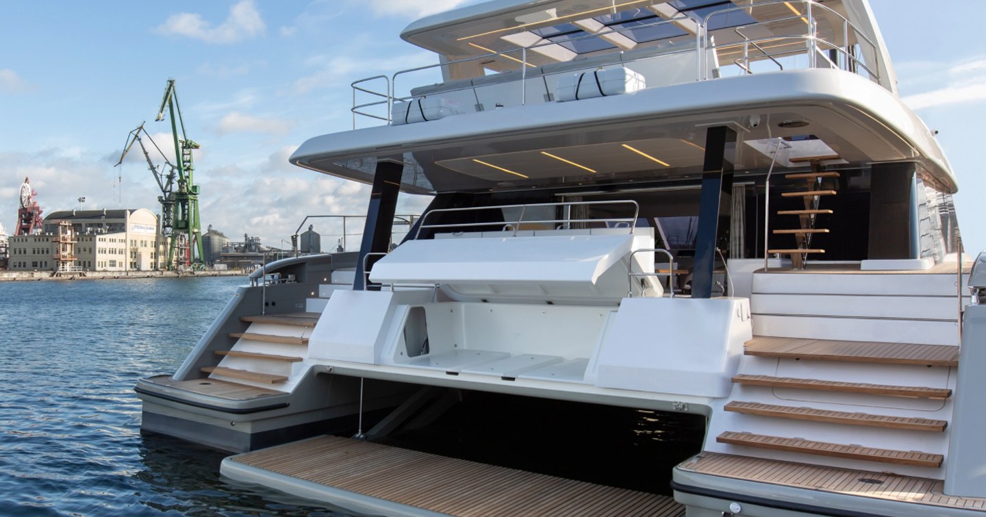 Sunreef Yachts 60 Sunreef Power catamaran hydraulic stern