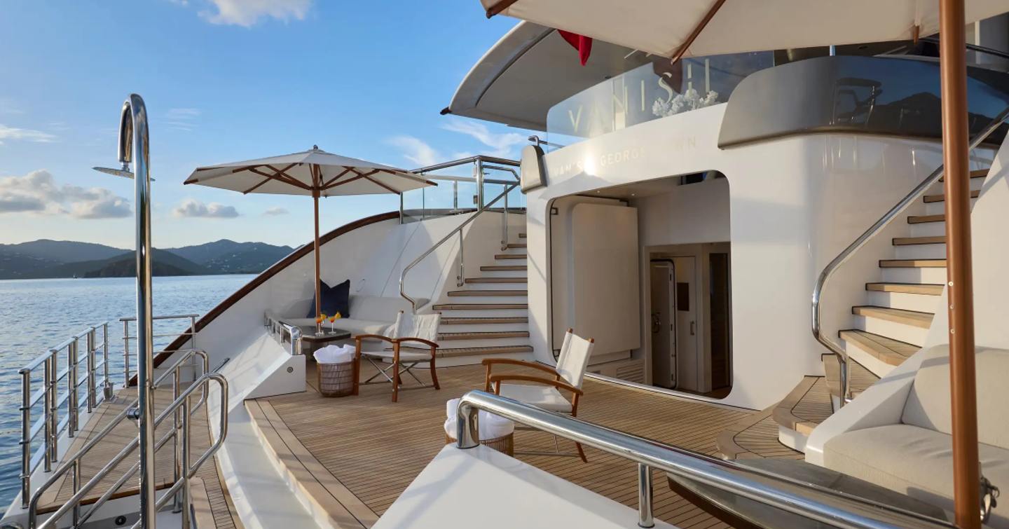 Superyacht Vanish stern with dual staircase and shade seating 