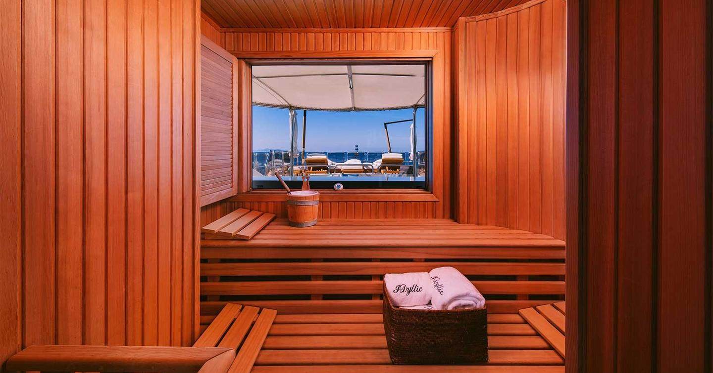 Superyacht Dilara's sauna