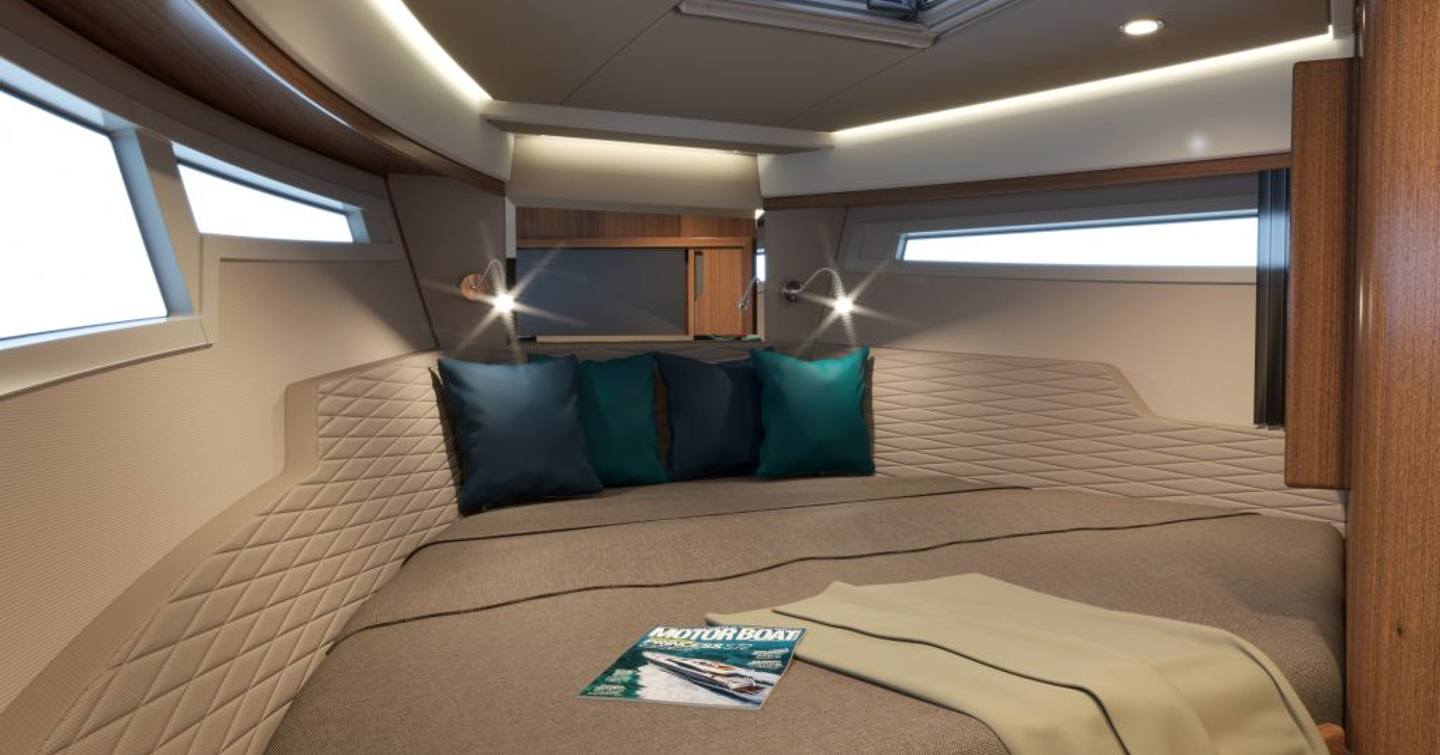 Aquador-300HT-Review-cabin