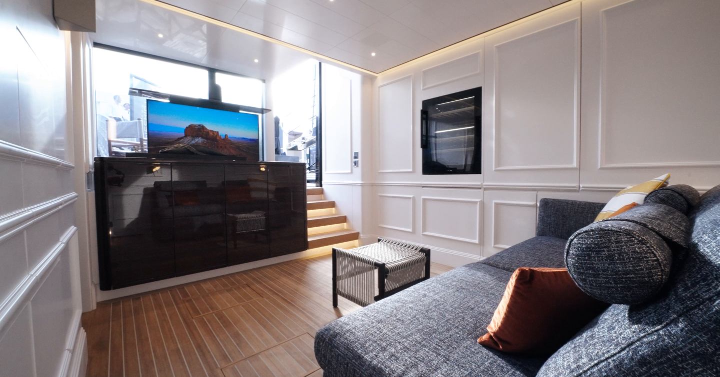 Picchiotti-Gentlemans-24-Review-beach-club-tv