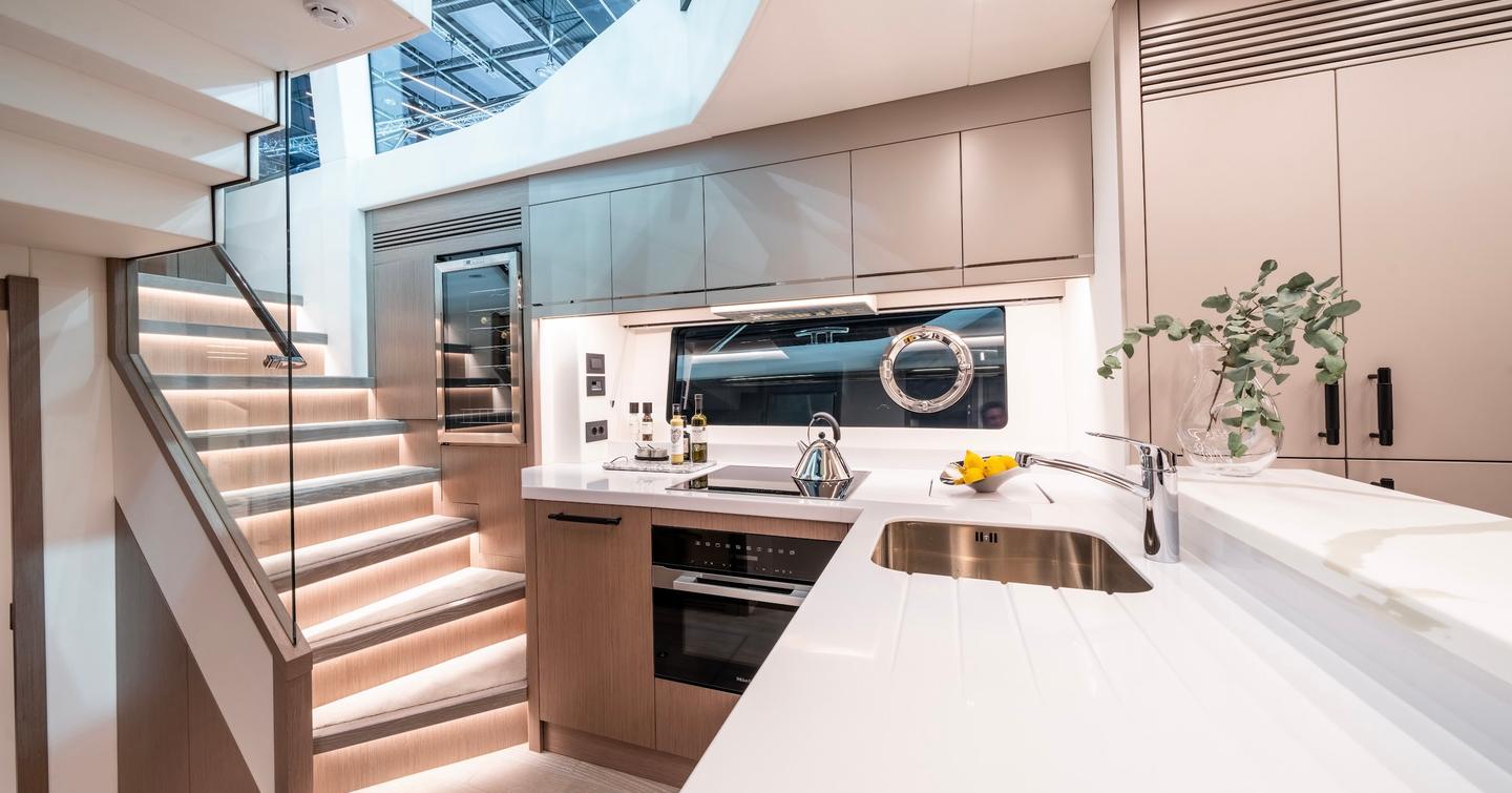 Sunseeker 75 Sports Yacht galley