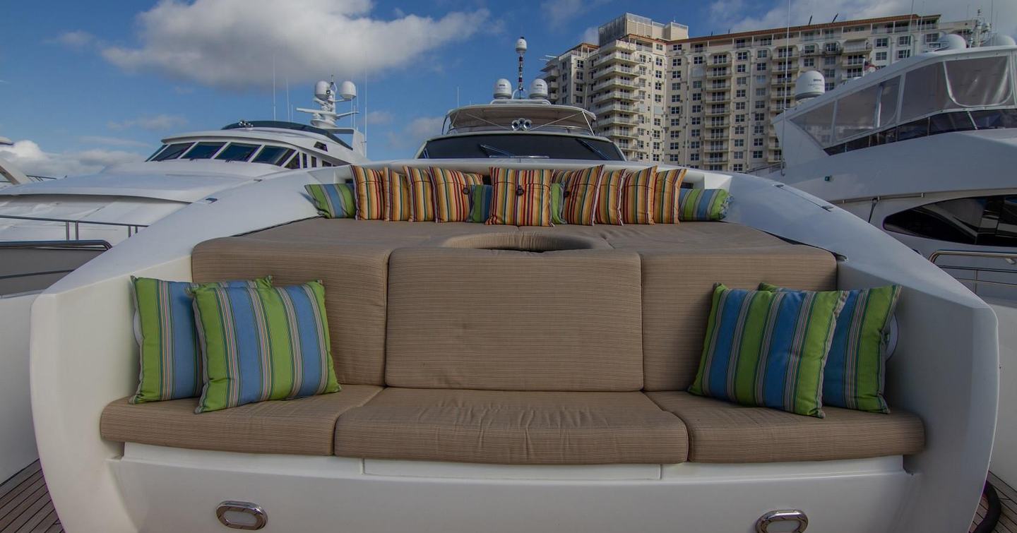 Motor Yacht #OMG foredeck with cushioned seating
