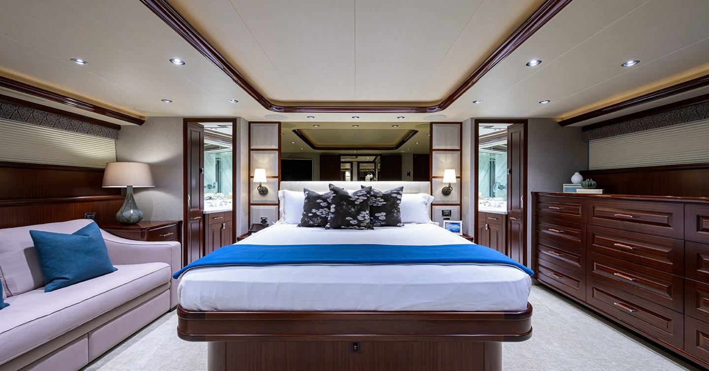 Superyacht Tireless' master cabin
