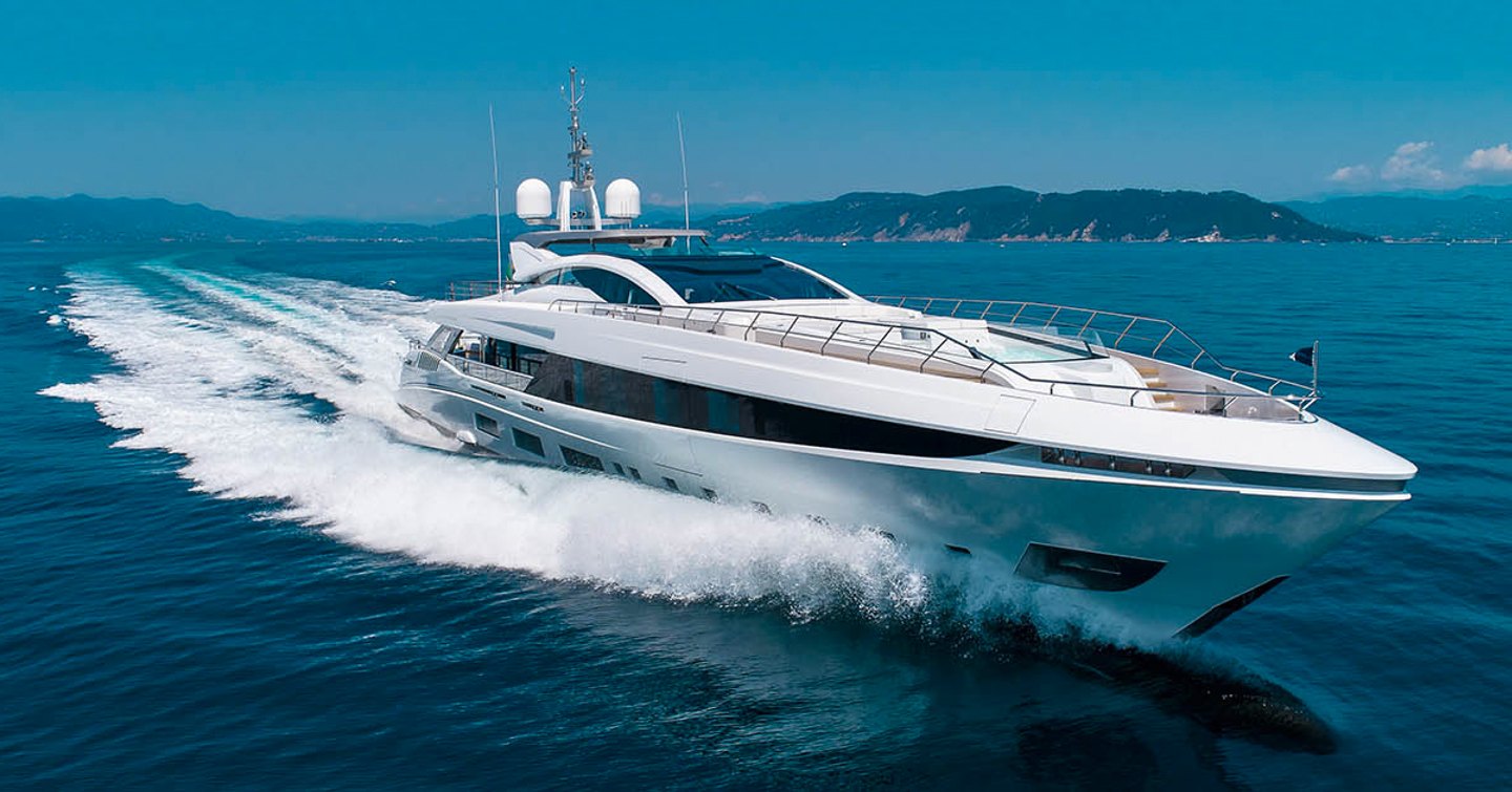 Mangusta-GranSport-54-Review-running