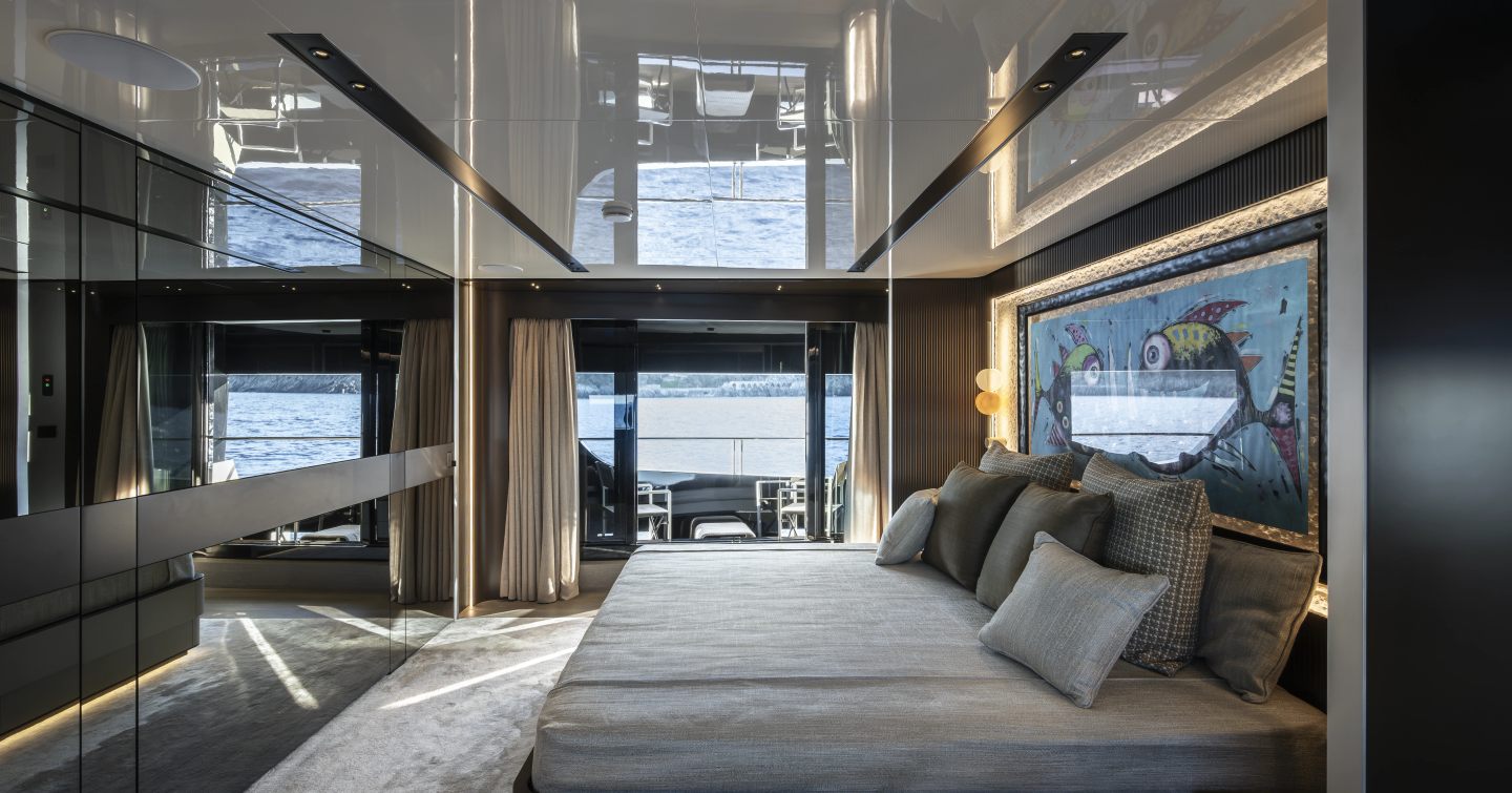 Columbus Atlantique 38M Superyacht Principessa Capricciosa master cabin