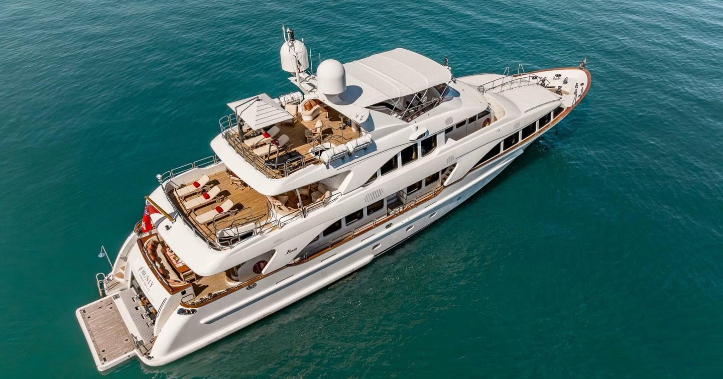 Benetti motor yacht Bunty at anchor aft view 