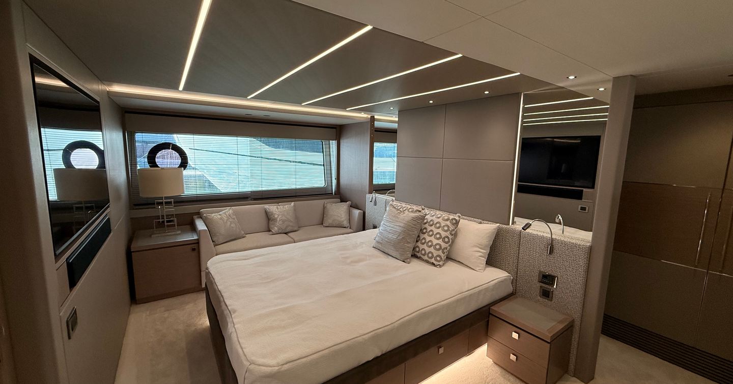 Sunseeker-76-Yacht-Review-owner-cabin