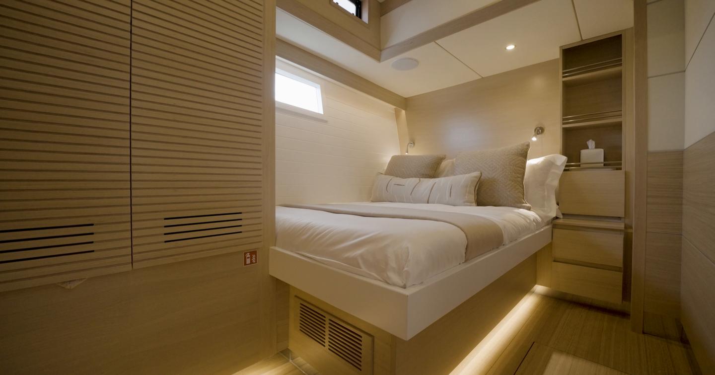 Delta-Powerboats-72-Review-double-cabin