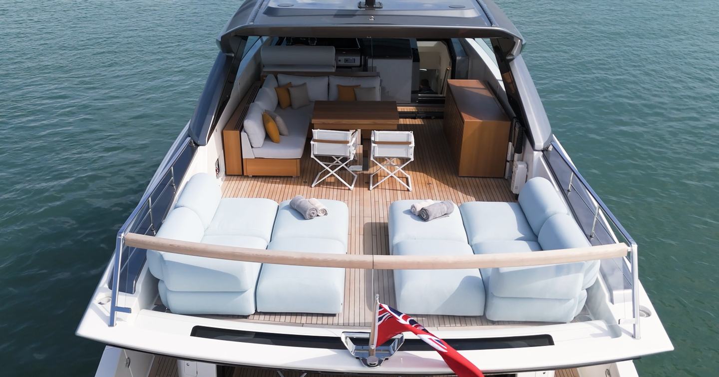 Sanlorenzo-SX76-Review-flybridge-aft