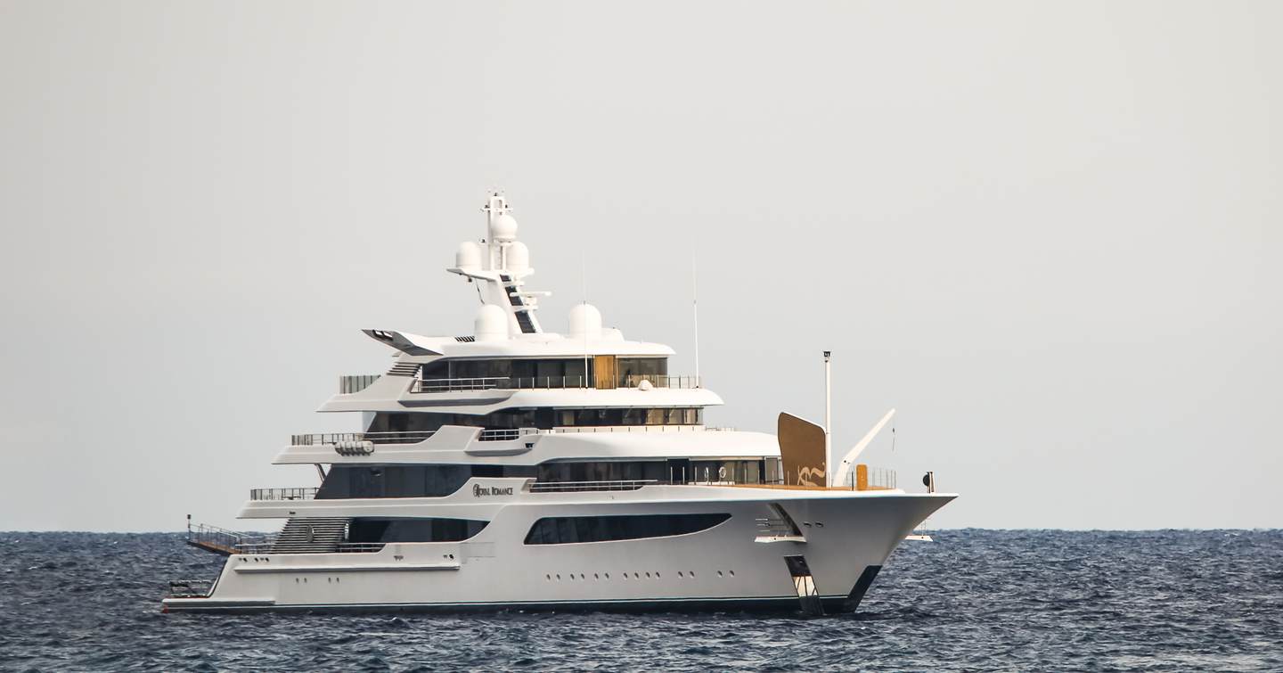 Feadship Superyacht Royal Romance under way 