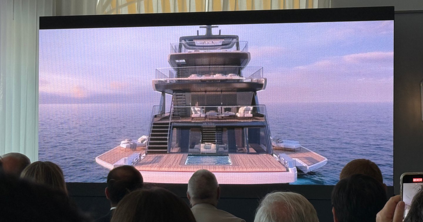 Rendering of Sanlorenzo 48 Alloy superyacht aft with fold down balcony 