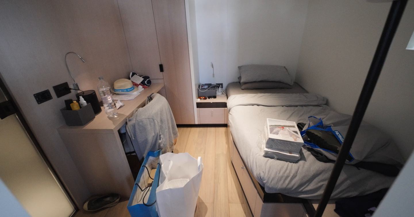 Columbus-Atlantique-43MT-Frette-Review-captains-cabin
