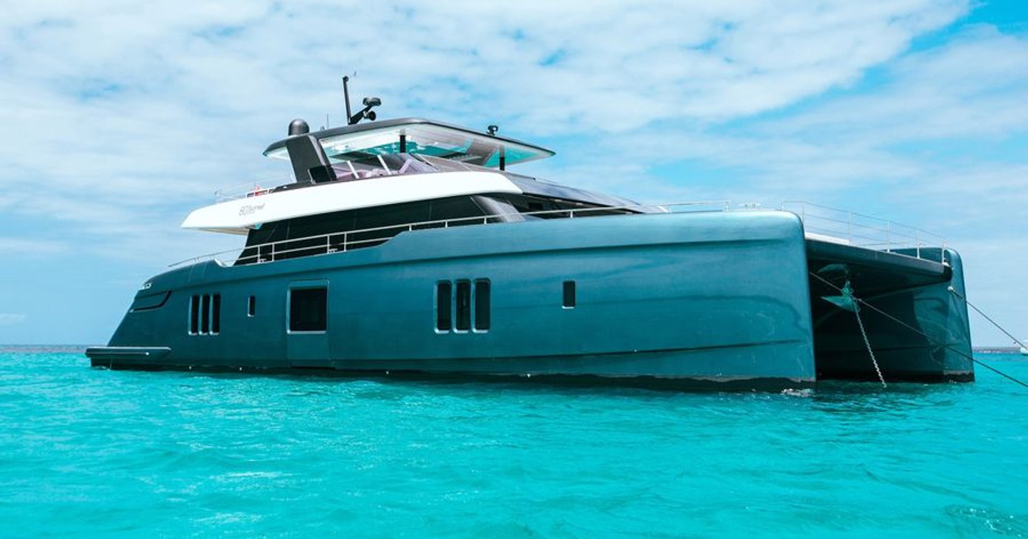 Side view of Sunreef 80 Power yacht anchored at sea