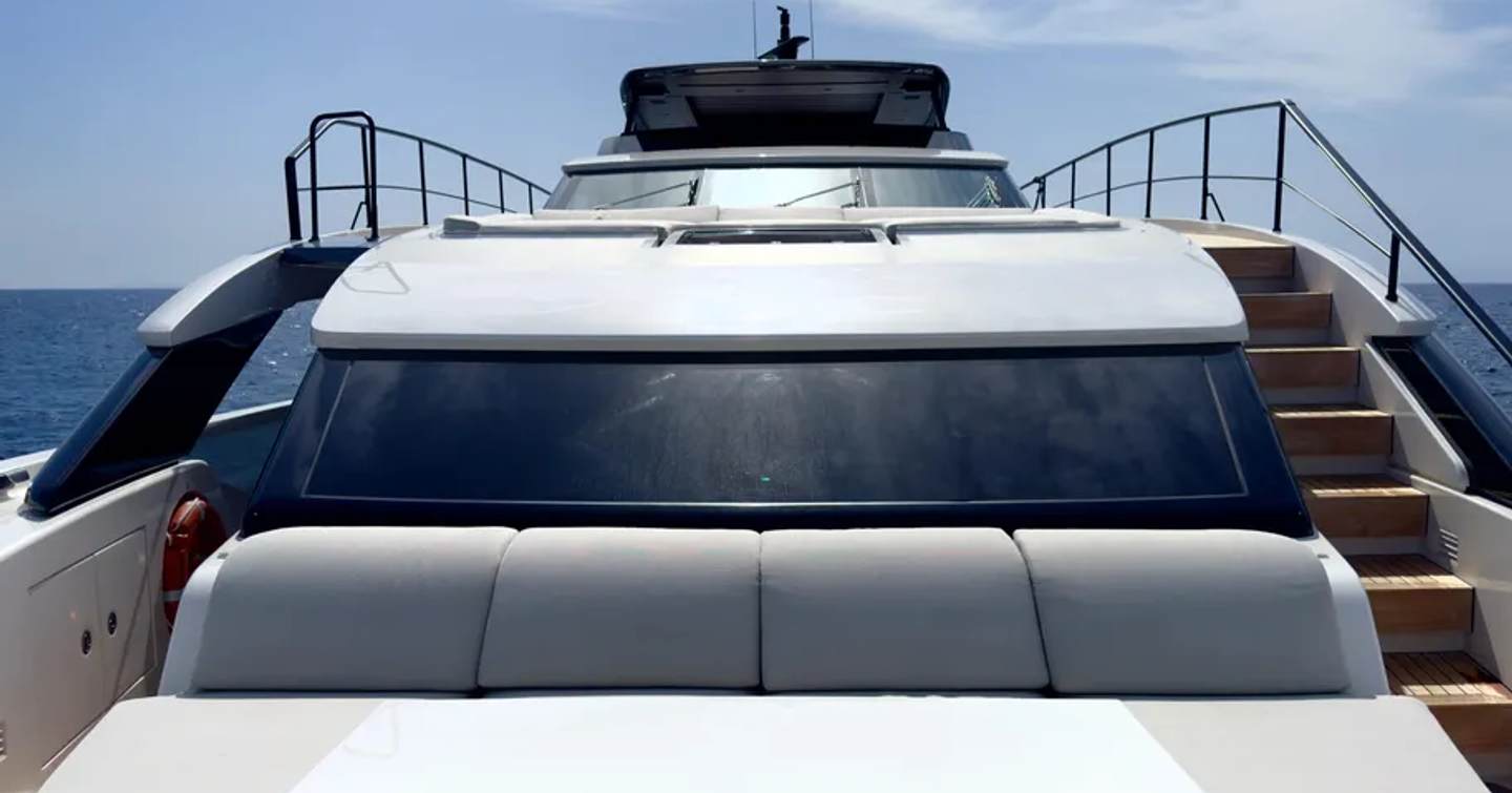 Motor yacht Judy's foredeck seating and sunpads