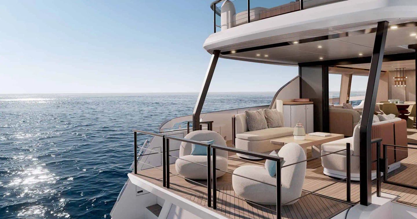Rendering of Azimut Fly 82 motor yacht stern with deck2deck concept and cream alfresco dining area 