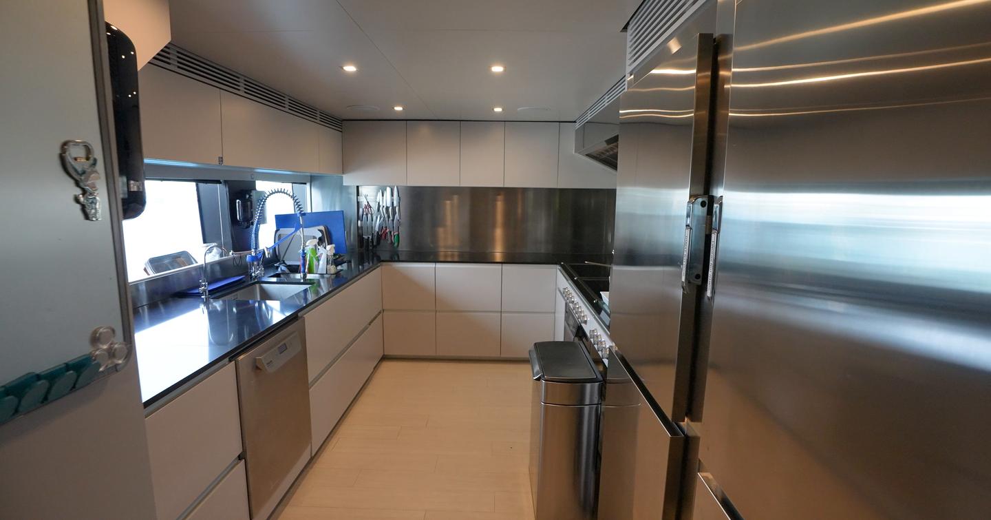 Custom-Line-Navetta-42-Review-galley