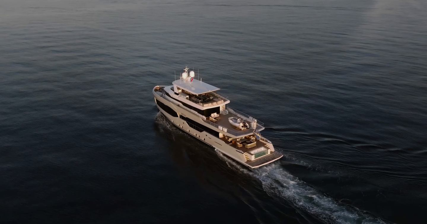 Numarine 40MXP underway from aft showing the enlarged cockpit, spa pool and boat deck