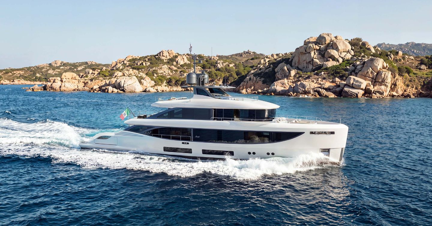 Rendering of Benetti Oasis 36M Superyacht under way 