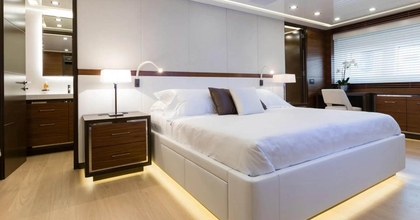 Mangusta yacht Firefly master cabin with large window 