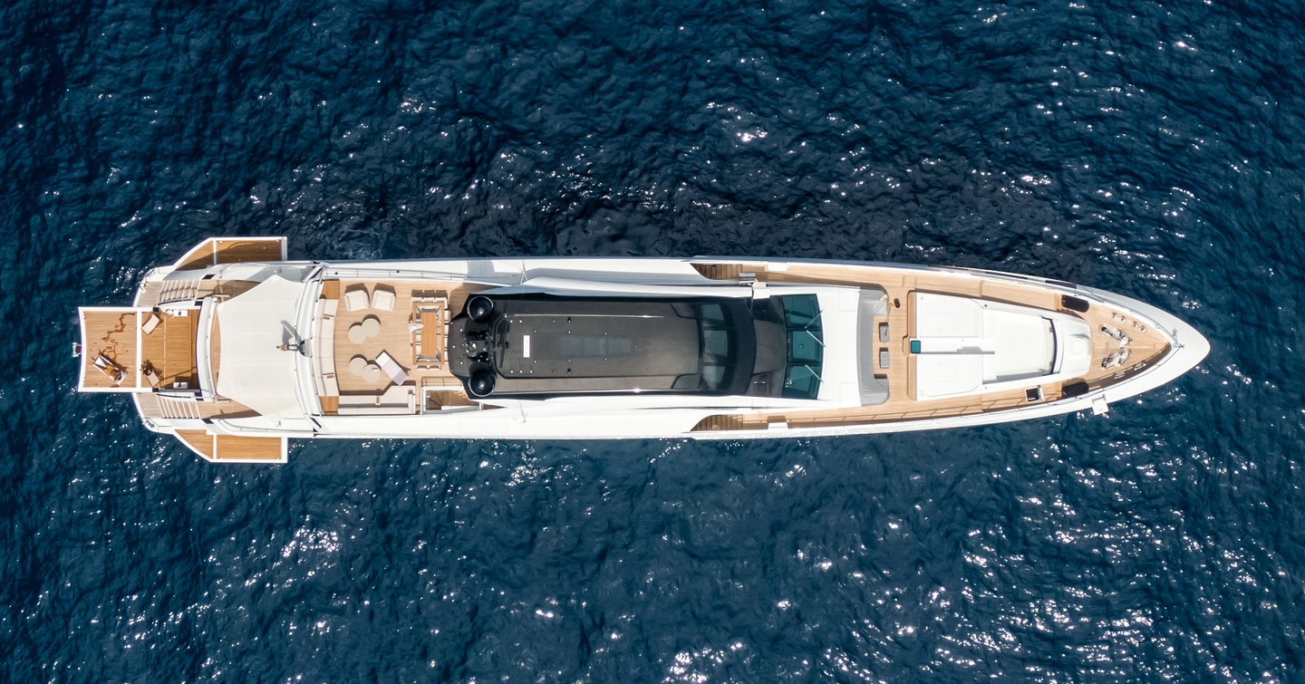 hero shot of Superyacht GoldenEye