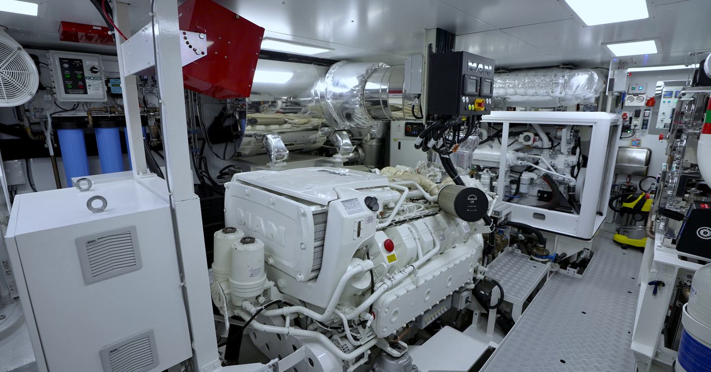 Tankoa-Yachts-S501-Evo-Review-engine-room