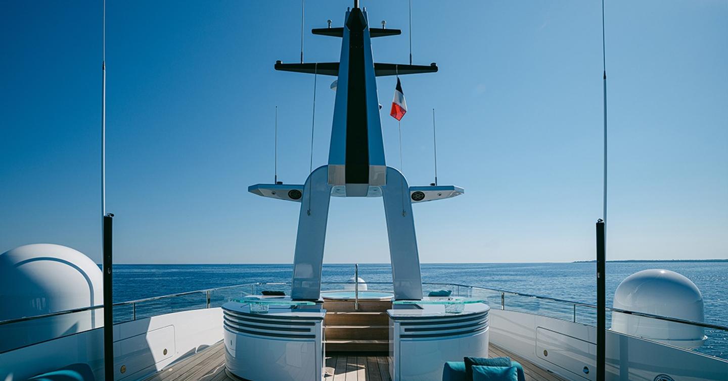 Superyacht Batarli's sundeck with jacuzzi and sun pads