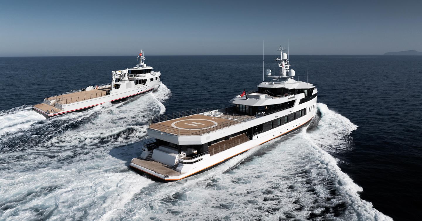 Expedition yacht After you and support vessel Emotional under way together