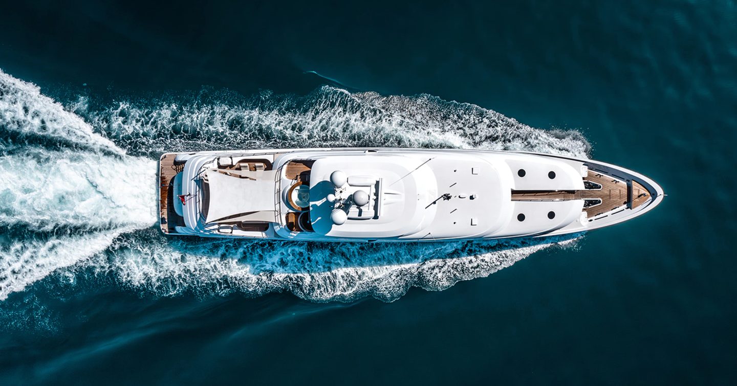 Hero shot of Superyacht Rochade under way