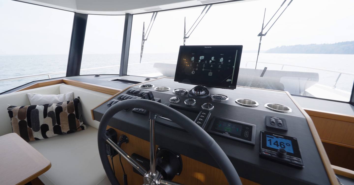 Beneteau-Swift-Trawler-54-Review-main-helm-dashboard