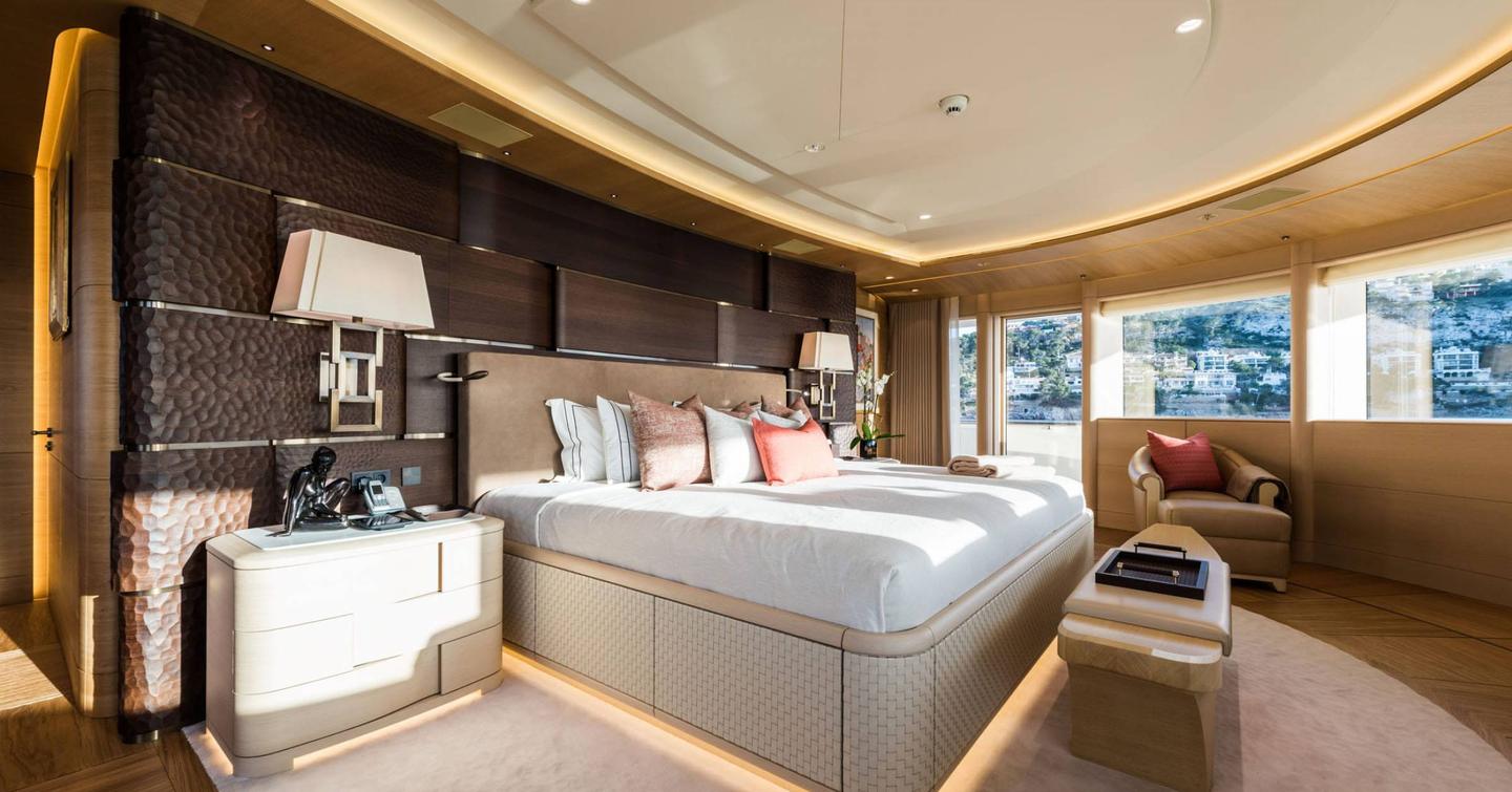 Superyacht Here Comes The Sun master cabin 