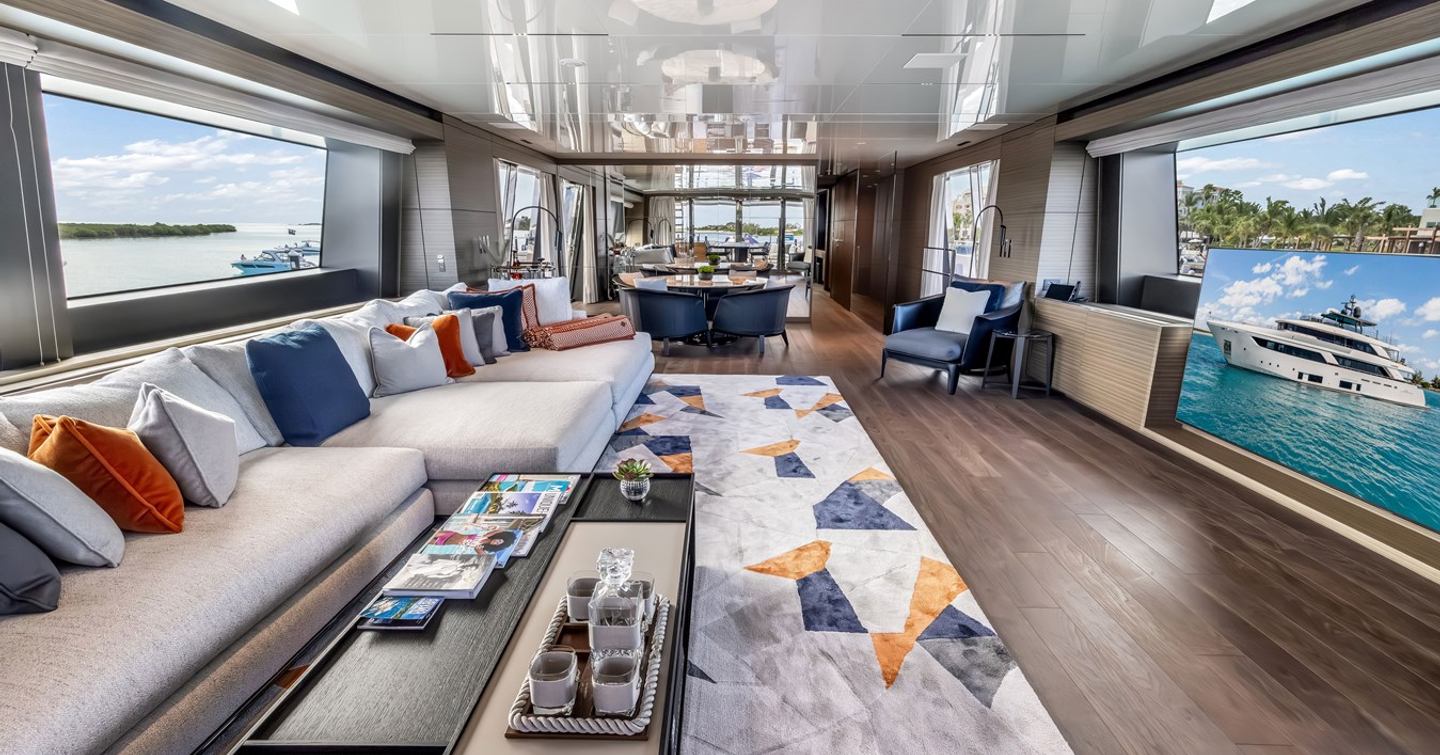 Custom Line Navetta 42 Motor Yacht Future main saloon 