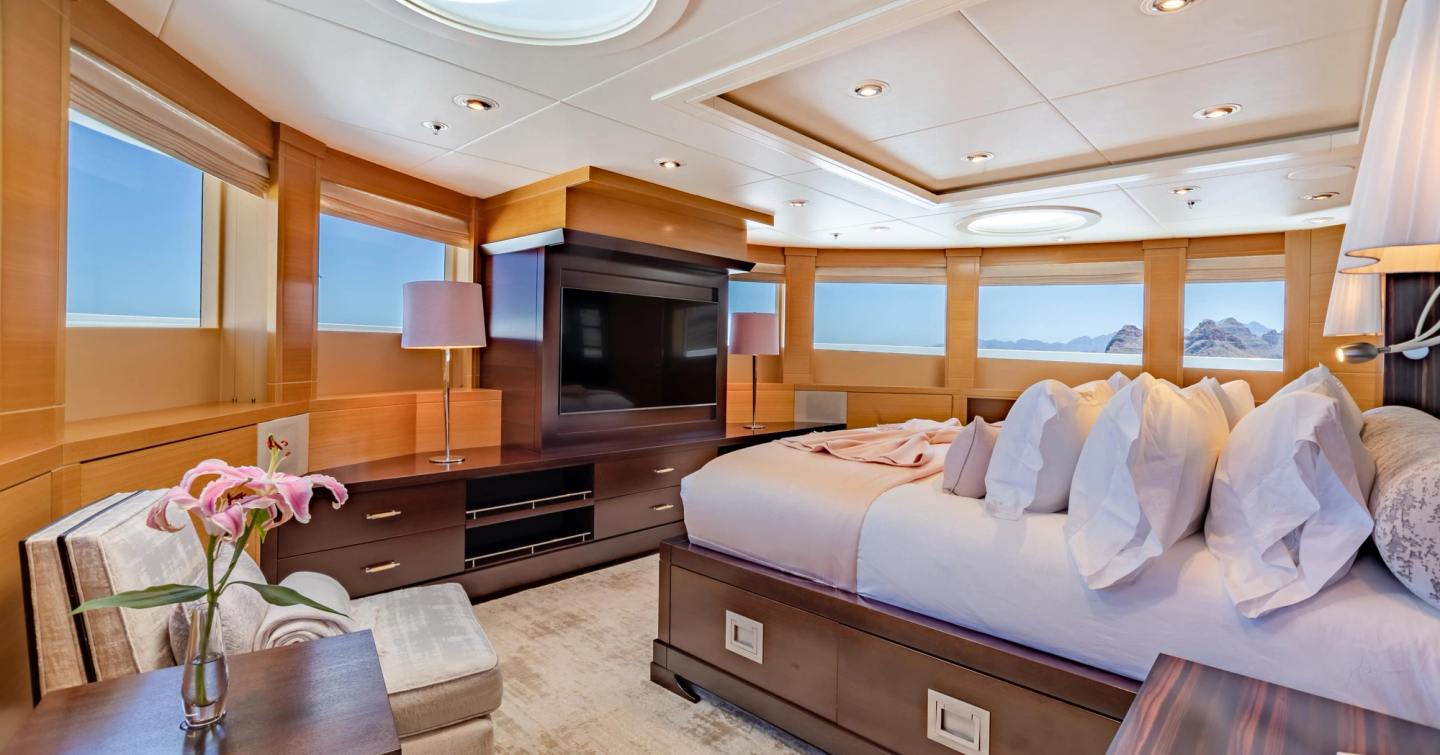  Superyacht Rochade owner's room