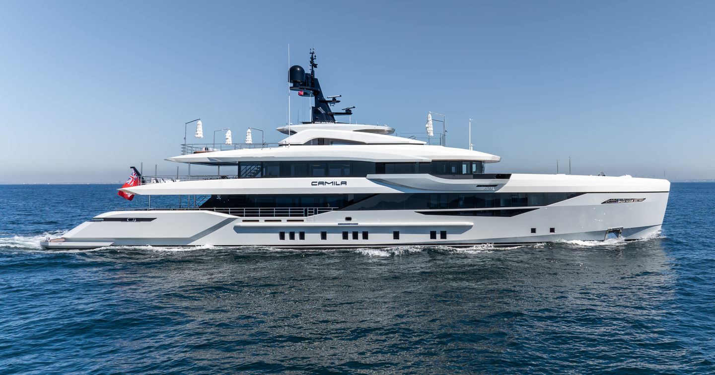 Bilgin 163 II Superyacht under way