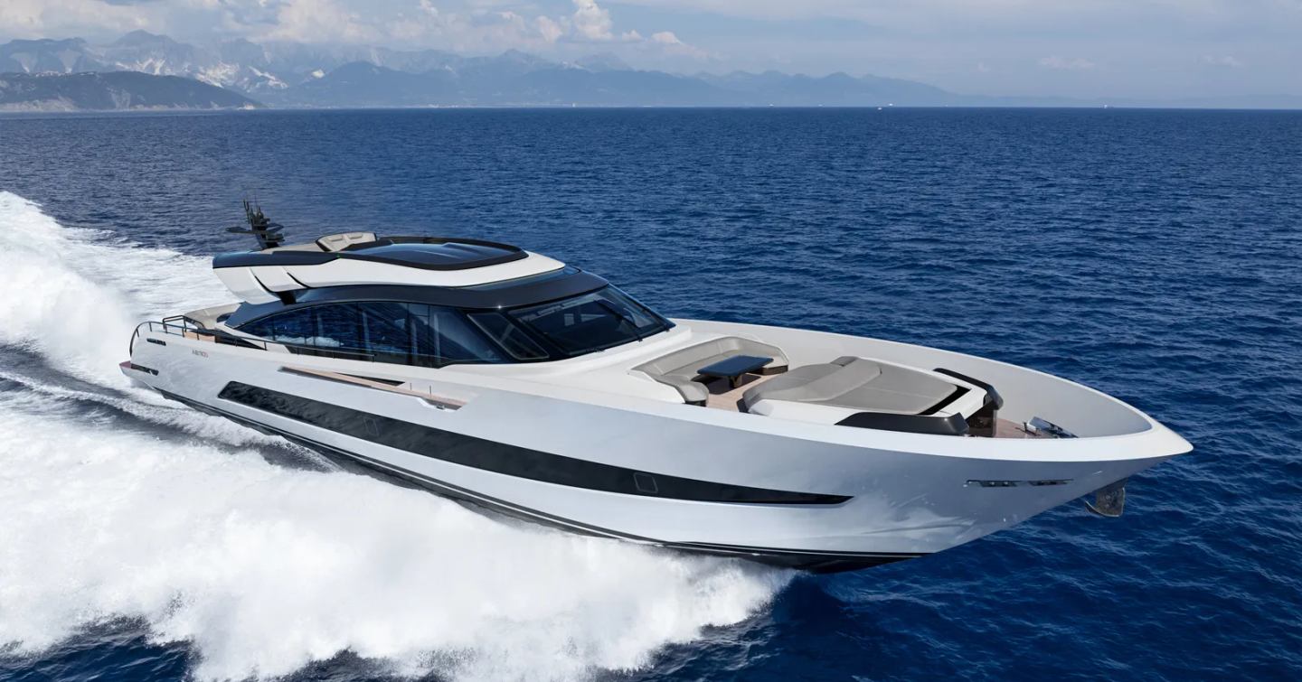 AB Yachts AB 110S motor yacht under way