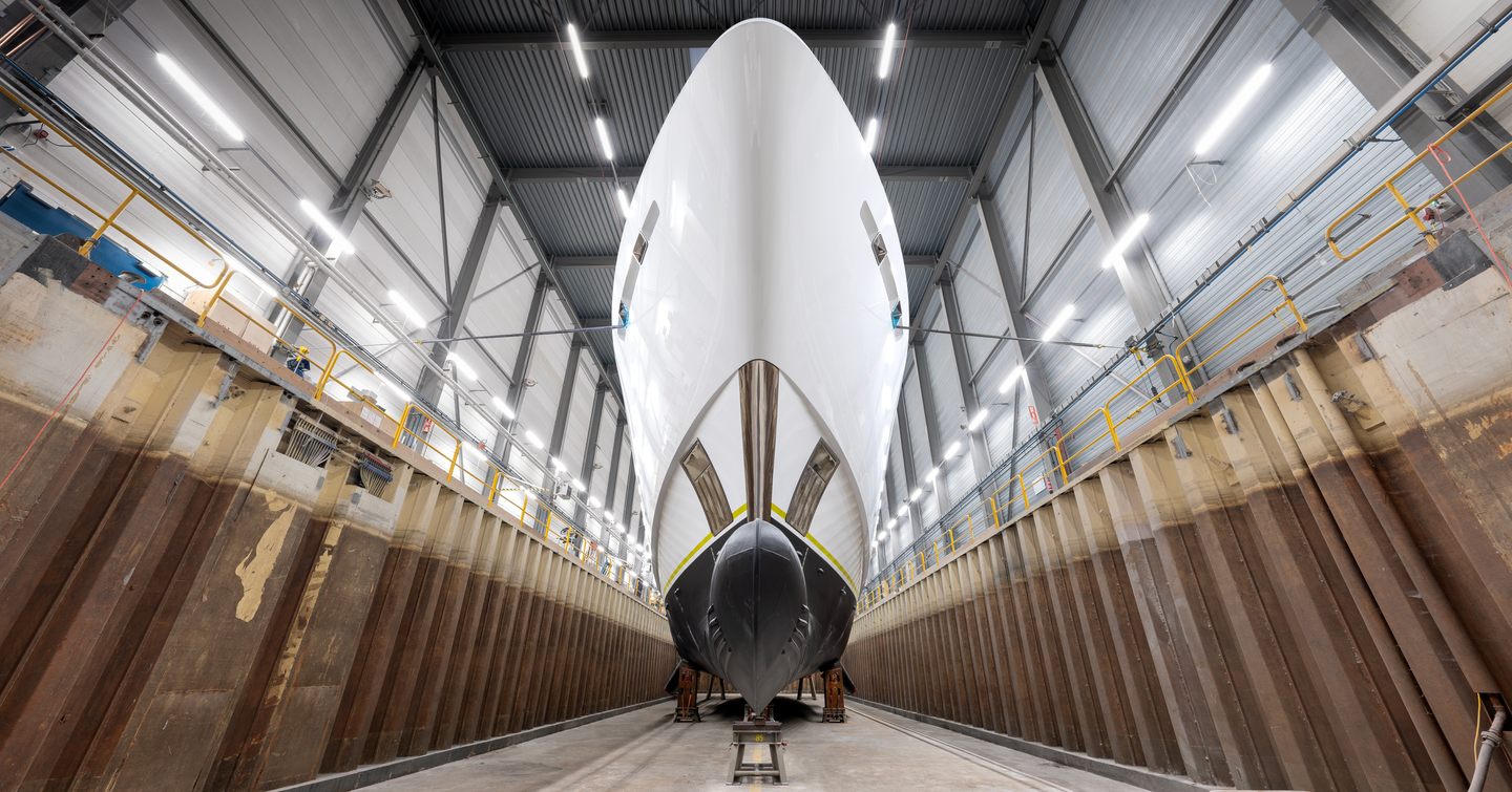 Ground-level view looking up at Heesen superyacht SOLEMATES bow