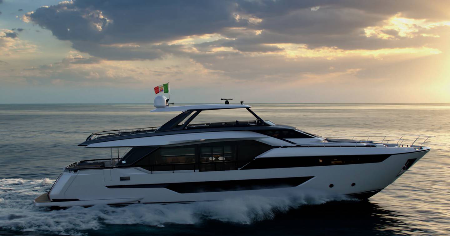 Ferretti 940 motor yacht under way