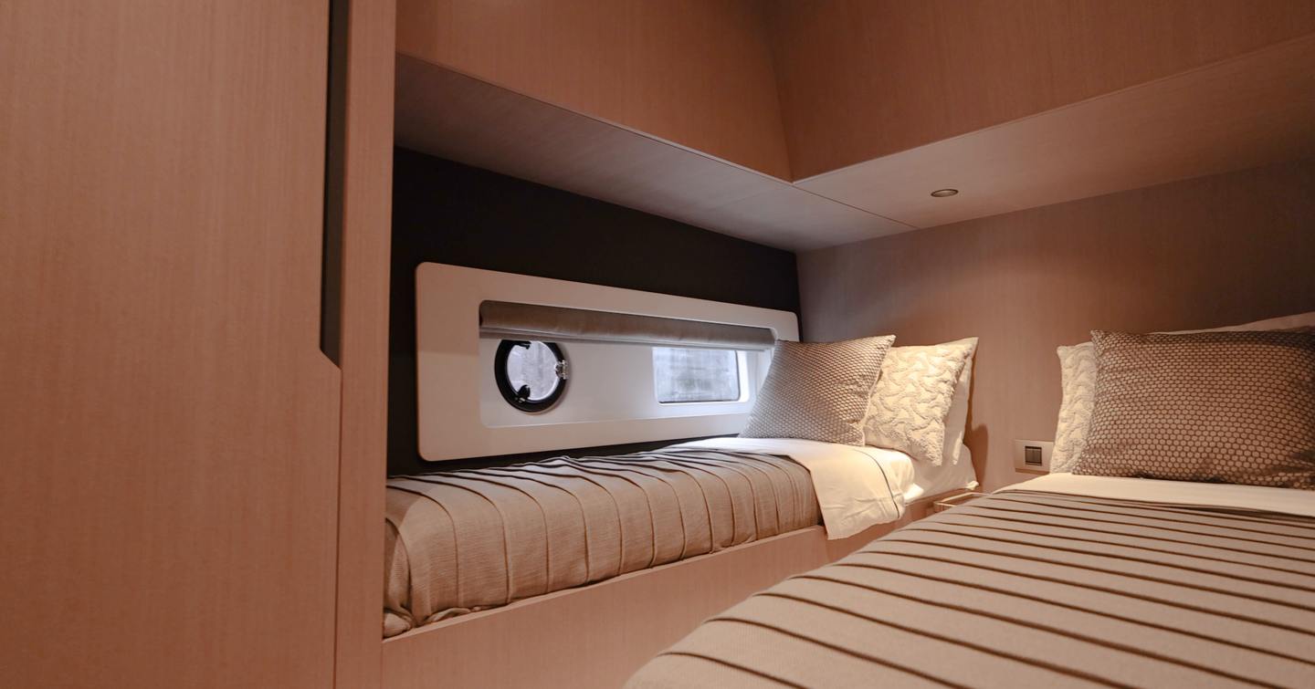 Sirena 48 twin guest cabin with two single berths and hull window