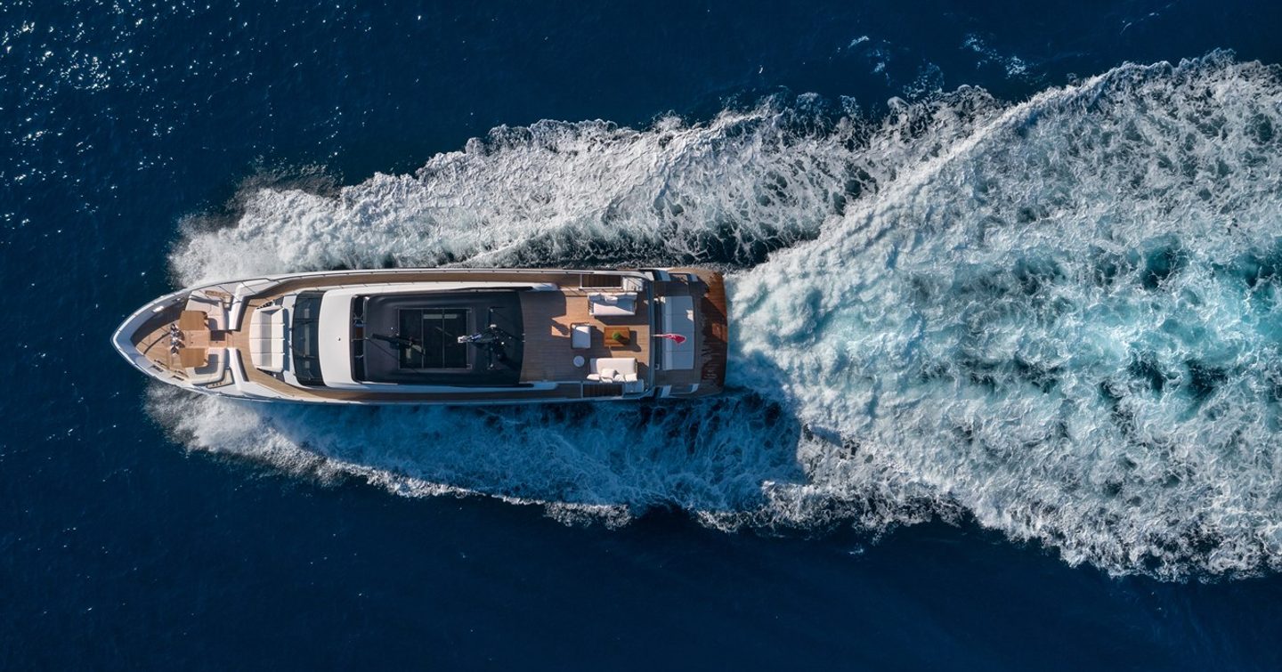 Hero shot of Motor Yacht Spica