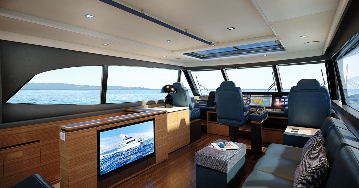 Riviera-78-Motor-Yacht-Enclosed-Bridge-Deck-Review-skylounge