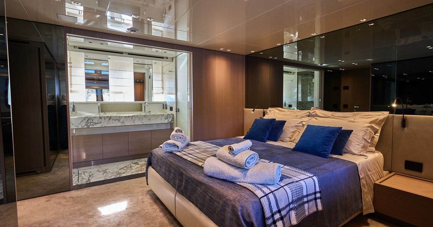 Motor yacht Estia's master cabin