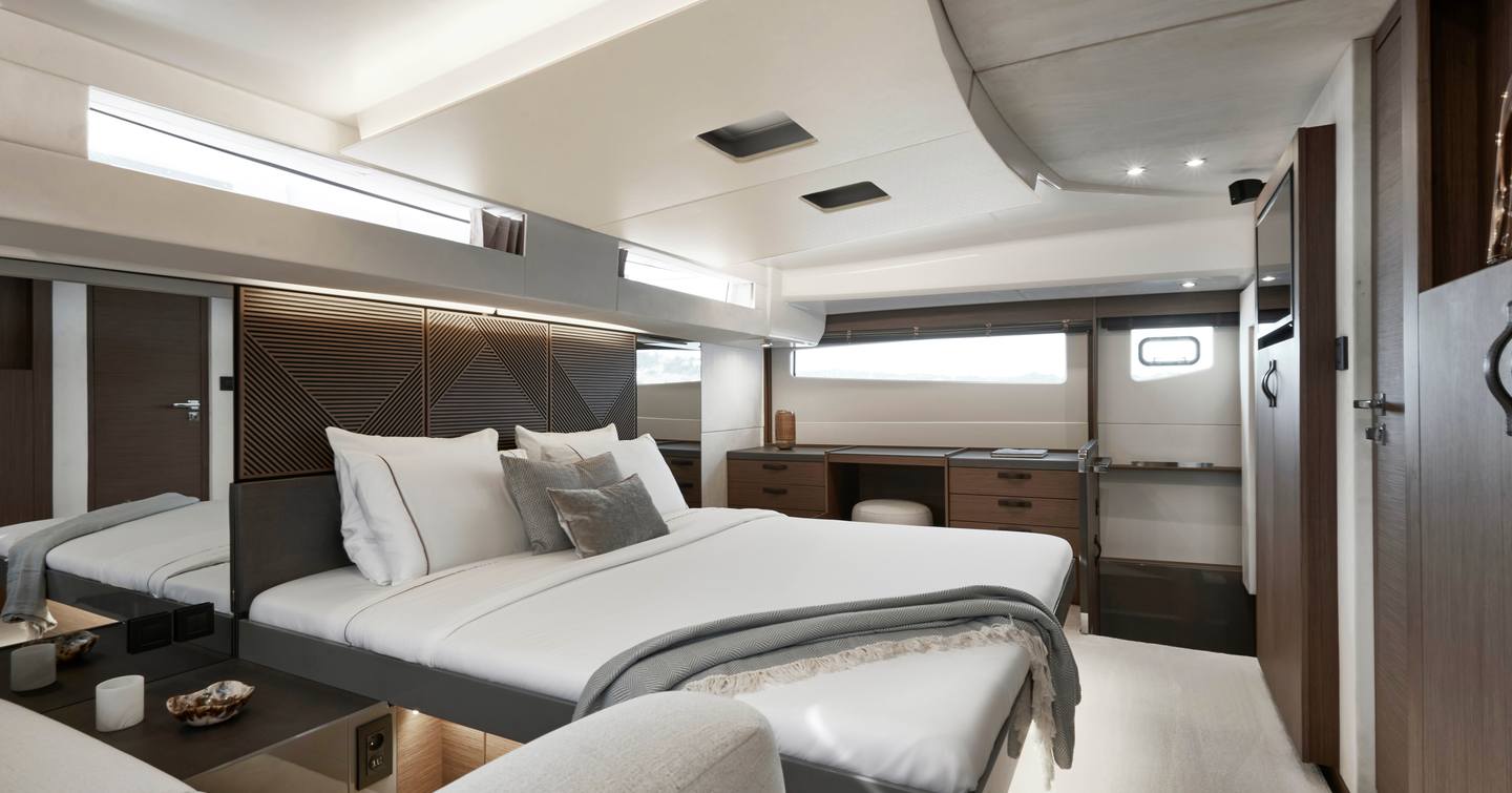 prestige-m48-owner-cabin