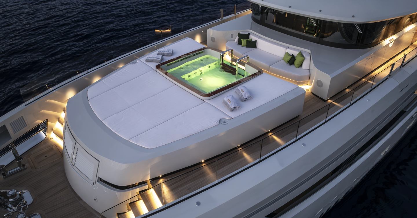 Columbus Atlantique 38M Superyacht Principessa Capricciosa foredeck with jacuzzi and surrounding sunpads