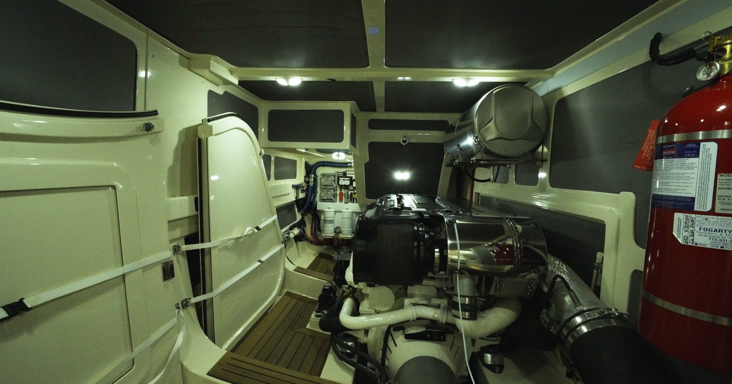 Palm-Beach-PB85-Sedan-Review-engine-space