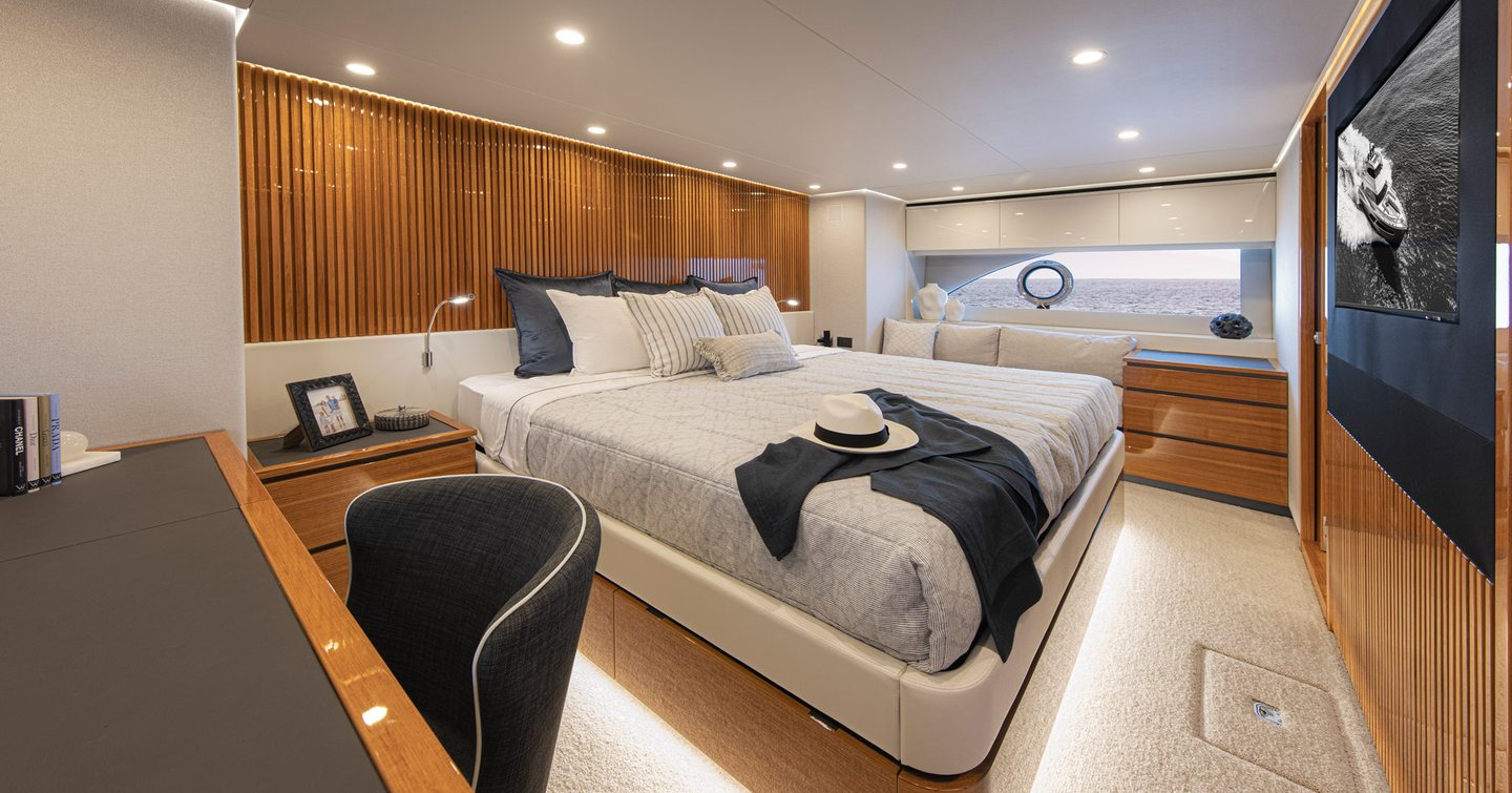 Riviera-78-Motor-Yacht-Enclosed-Bridge-Deck-Review-owner-cabin