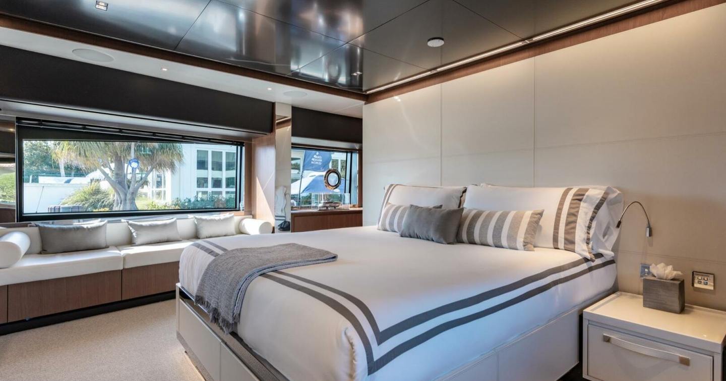 Motor yacht Beyond Beyond master cabin